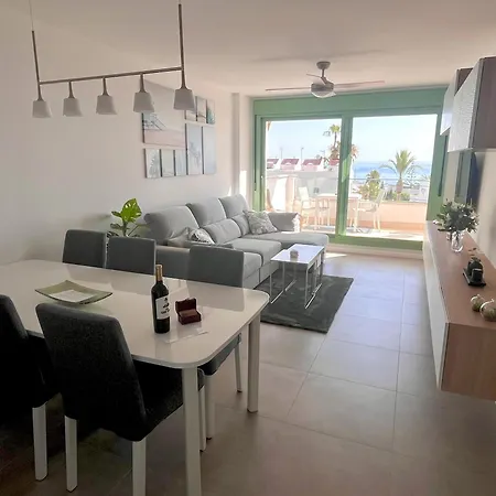 New Penthouse Playa Apartment *